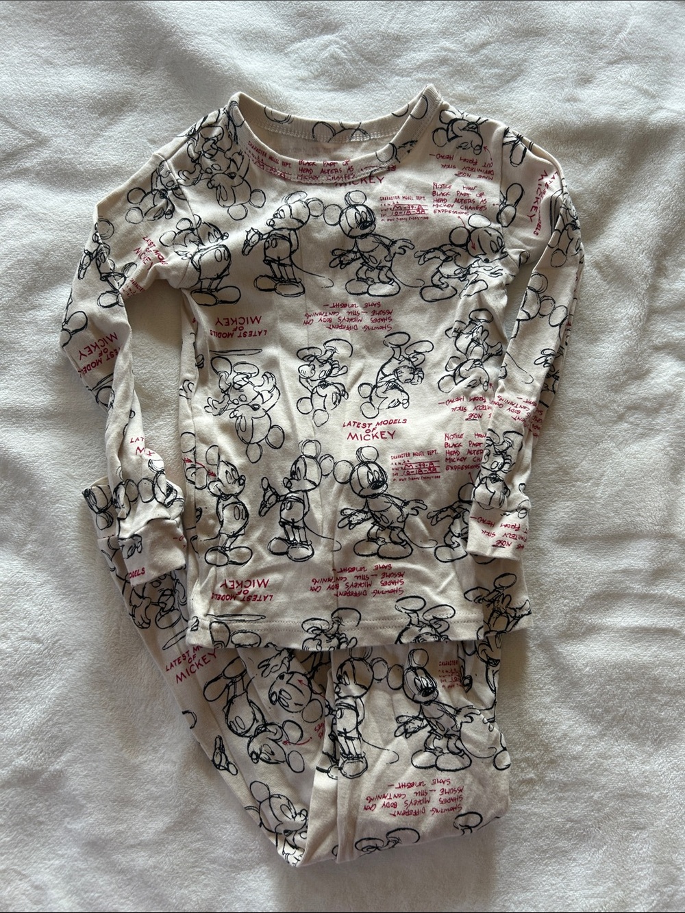 NWOT GAP x Mickey Mouse Sketch Pajama Set for 4T